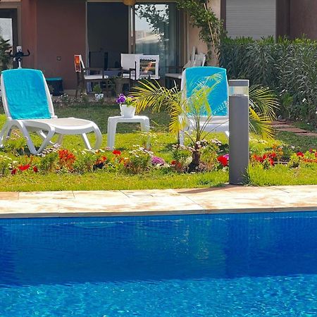 Appartement De Luxe Avec Jardin Vue Sur La Piscine Golf Securise 24H Sur 24 A 5 Minutes De L Aeroport Marrakesh Exterior photo